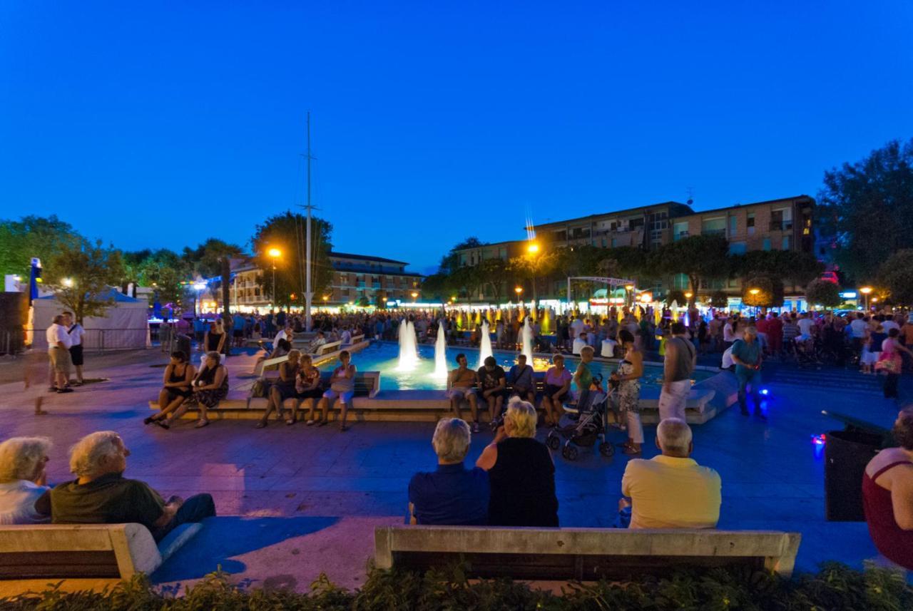 Appartamenti Tintoretto Bibione Buitenkant foto